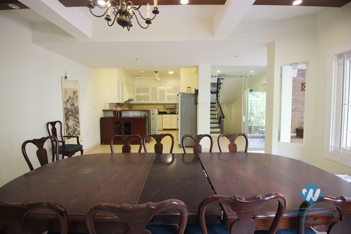 A huge 5  bedroom villa with indoor swimming pool for rent in Vuon Dao